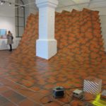 Ausstellung "EINSZUEINS" Einladungskarte wird zum Kunstobjekt