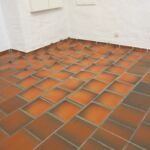 Ausstellung "EINSZUEINS" Einladungskarte wird zum Kunstobjekt