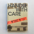 Cover des Katalogs „Handle with Care“