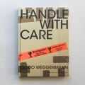 Cover des Katalogs „Handle with Care“