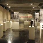 Ausstellungsbeschriftung und Banner Kunsthaus Kaufbeuren
